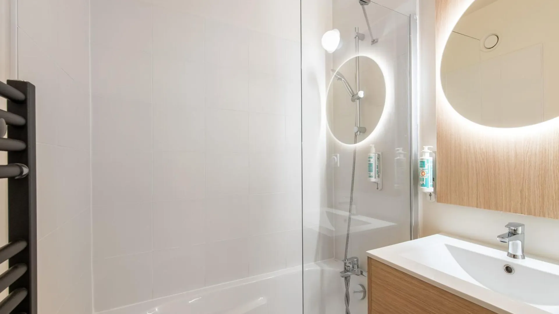 Adagio Access La Aparthotel 3*