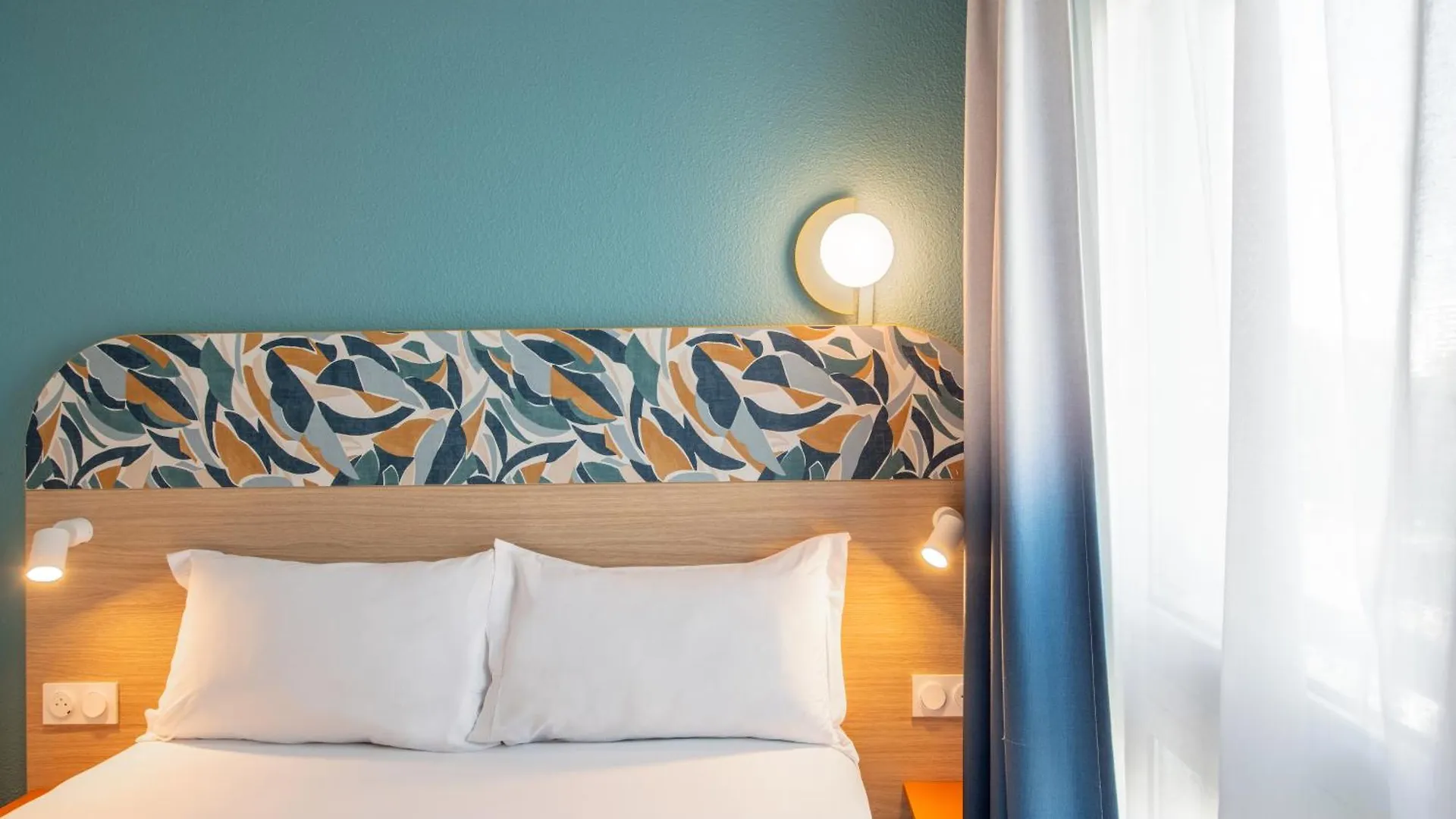 Adagio Access La Aparthotel 3*